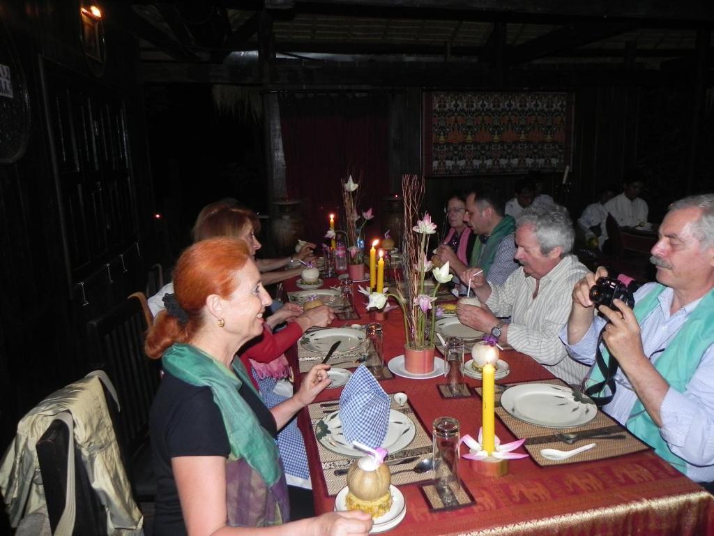 The Bong Thom Homestay Siem Reap Extérieur photo